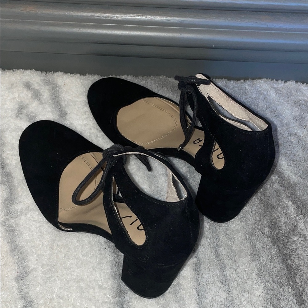 Unisa Black Suede Women's Heels - Picture 3 of 5